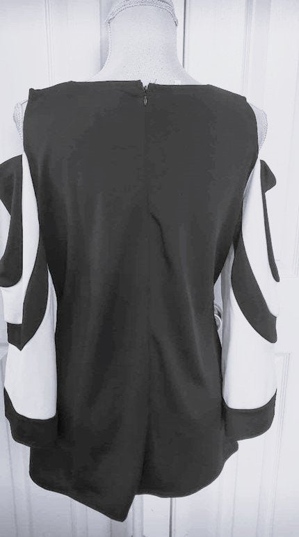 Black and White Women's Cutout Long Sleeve Top Size XL