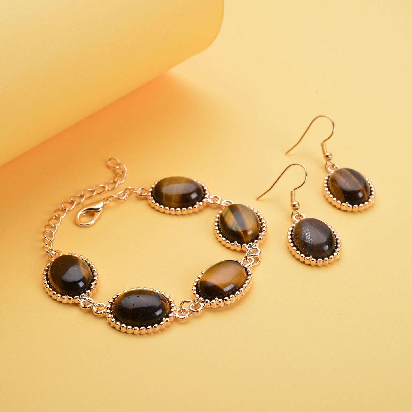 South African Yellow Tiger's Eye 5 Stone Bracelet (7.50-9.0In) and Dangle Earrings