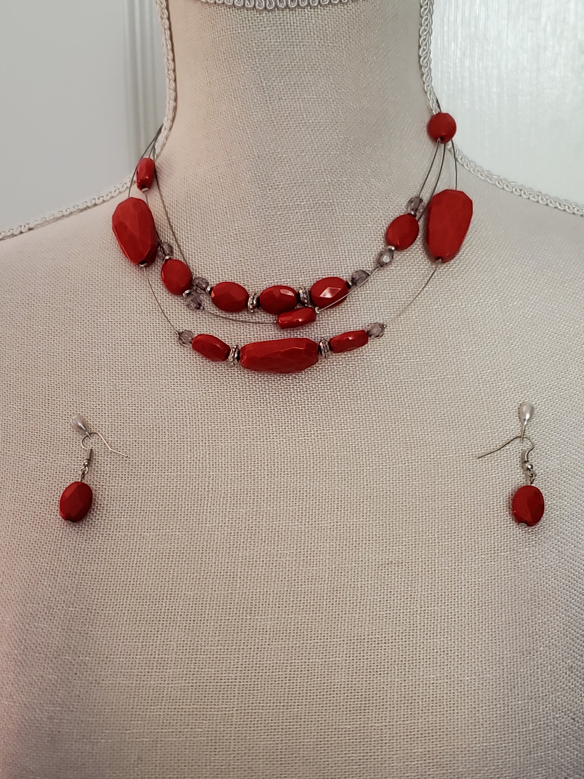 Invisible Floating Necklace with Matching Earrings