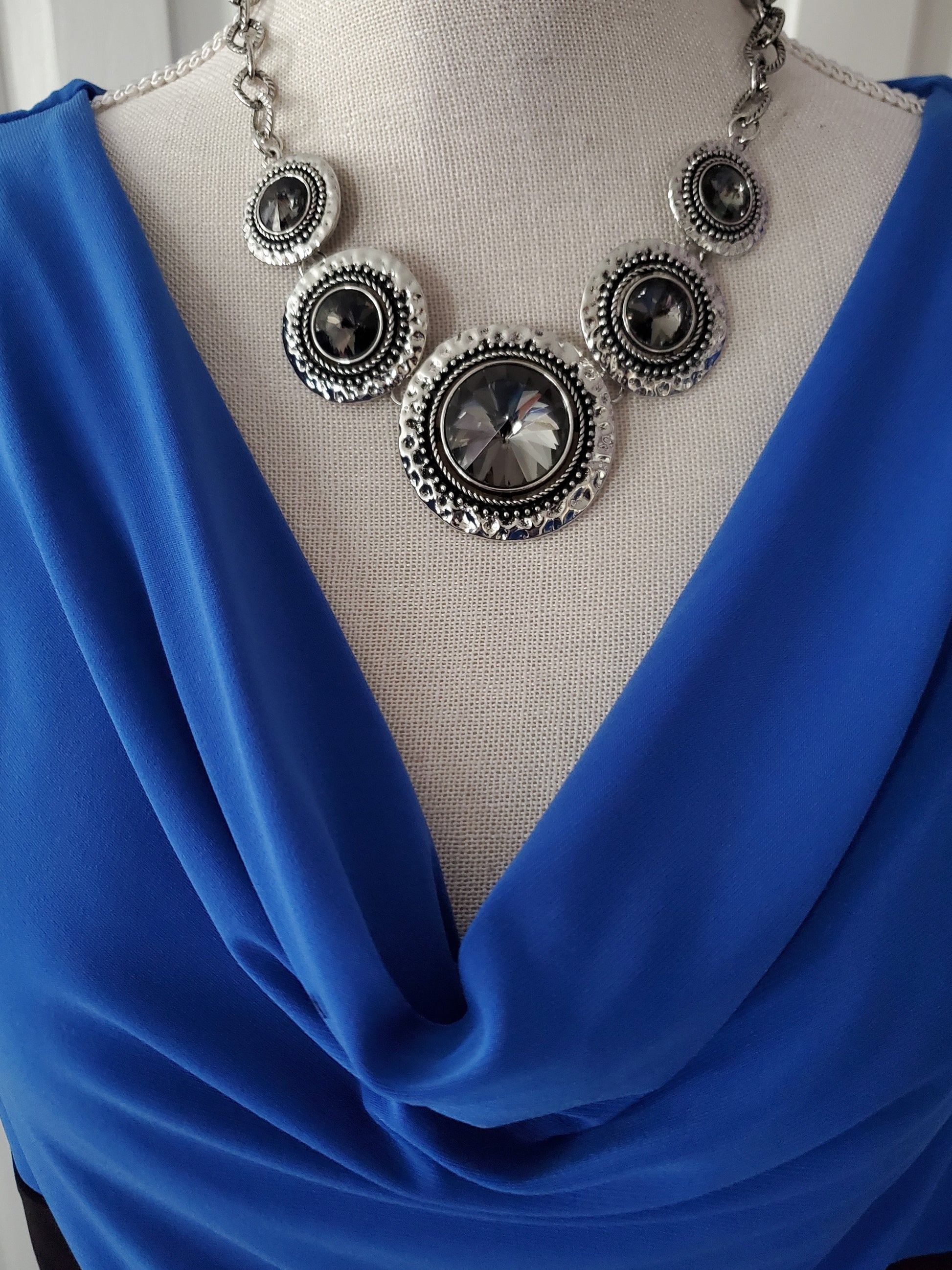 Ladies Color Blocked Sleeveless Top Size Large