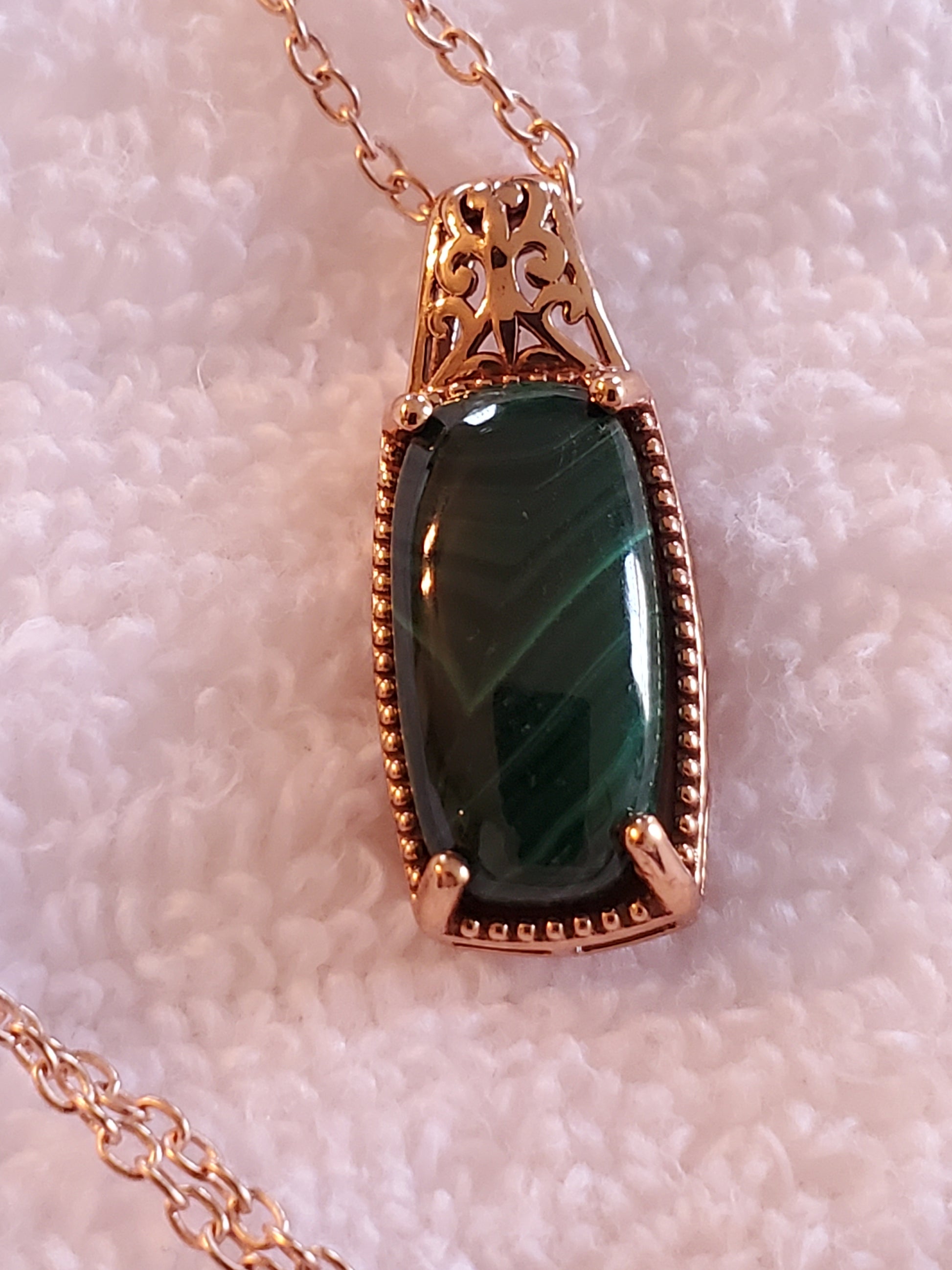 Necklace, African Malachite Pendant Necklace 20 Inch