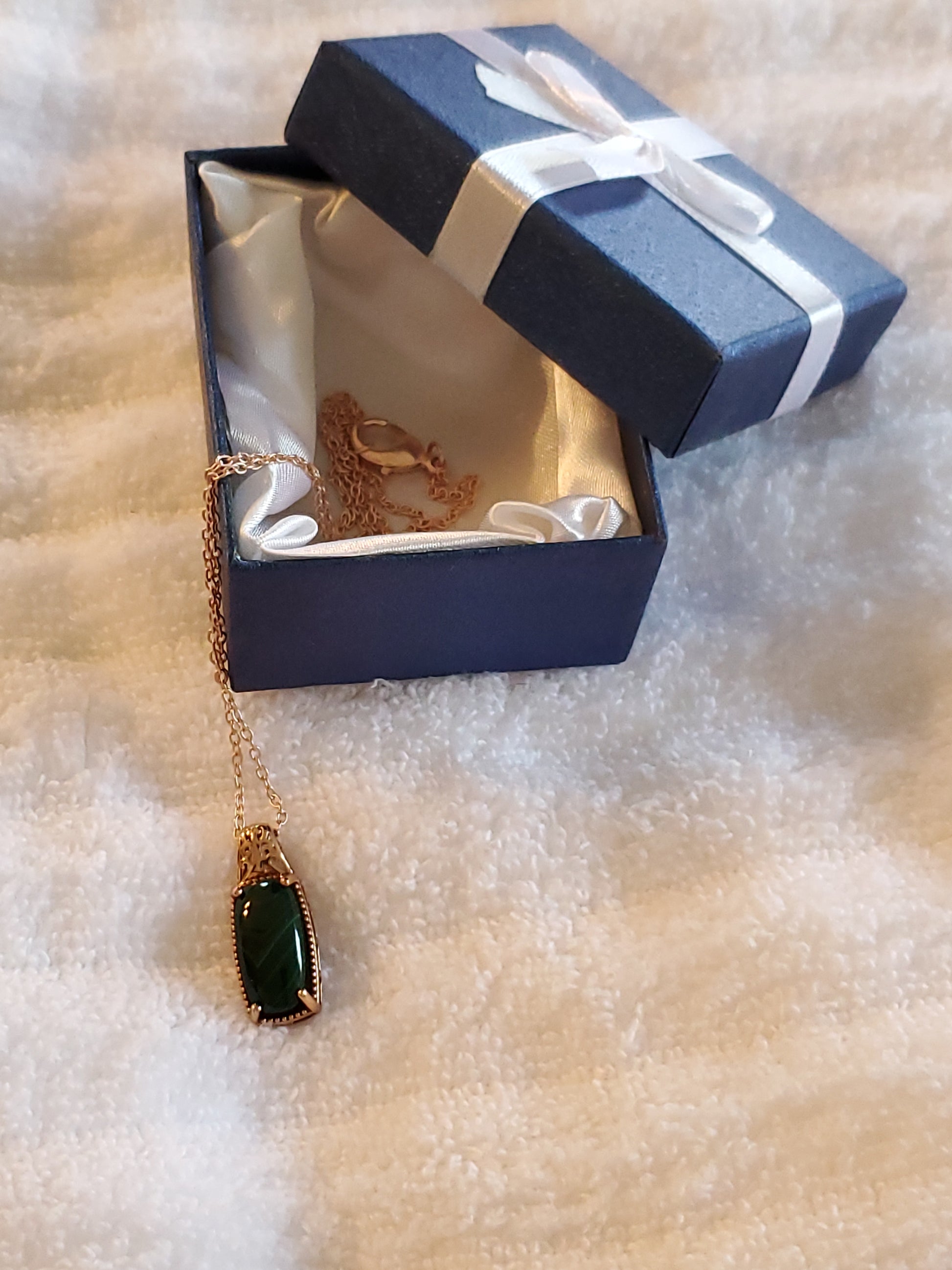 Necklace, African Malachite Pendant Necklace 20 Inch