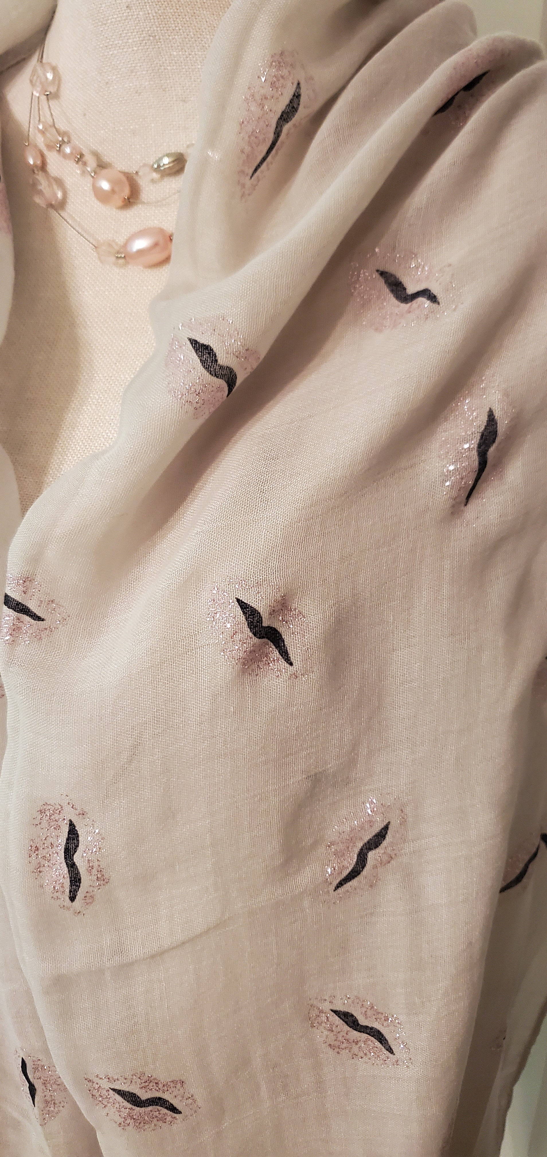 Grey Feather Print Pattern Scarf Cotton and Viscose