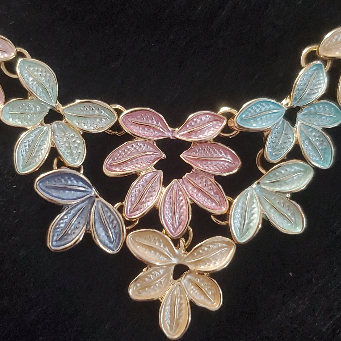 Hand Painted Enameled Leaf Necklace 20-22 Inches
