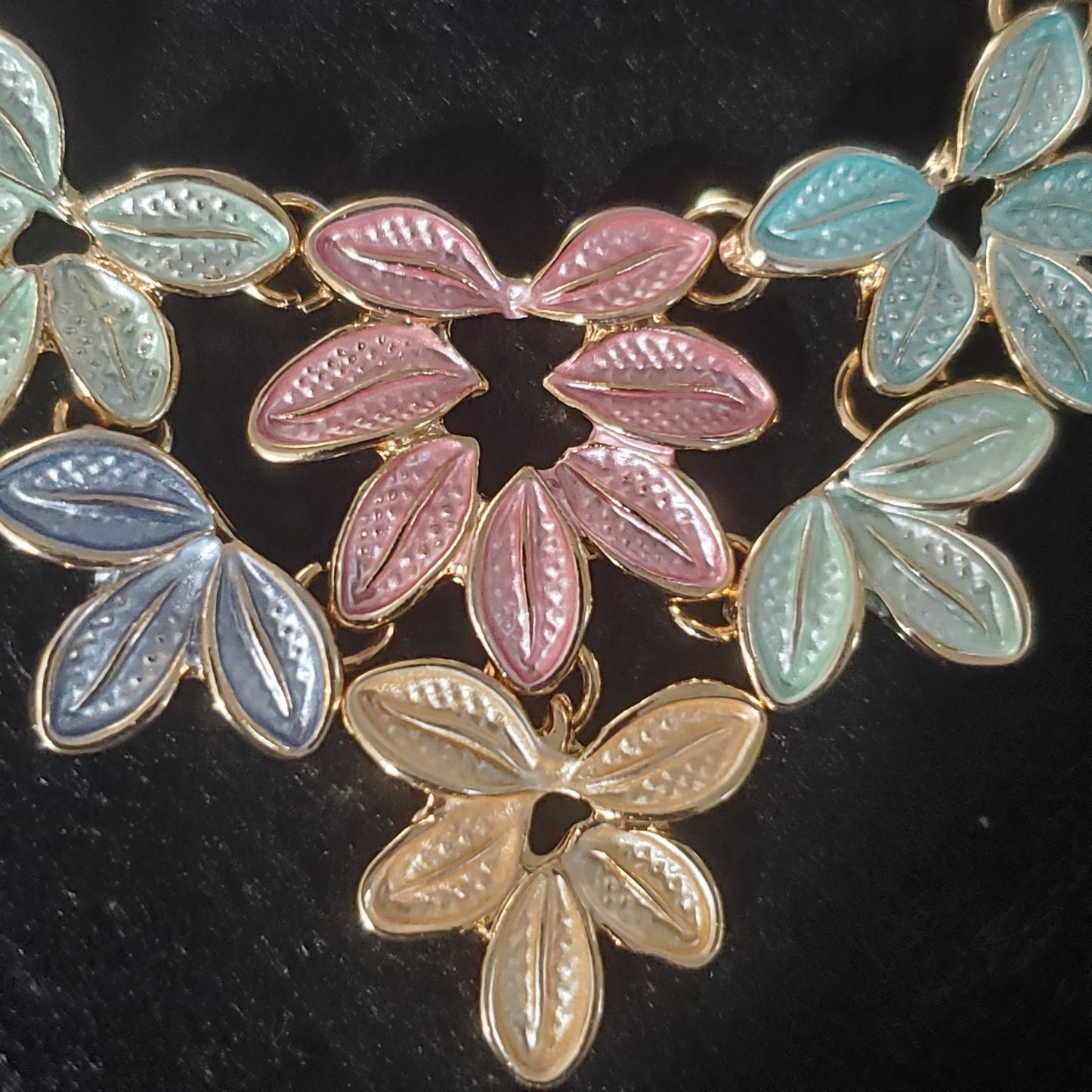 Hand Painted Enameled Leaf Necklace 20-22 Inches