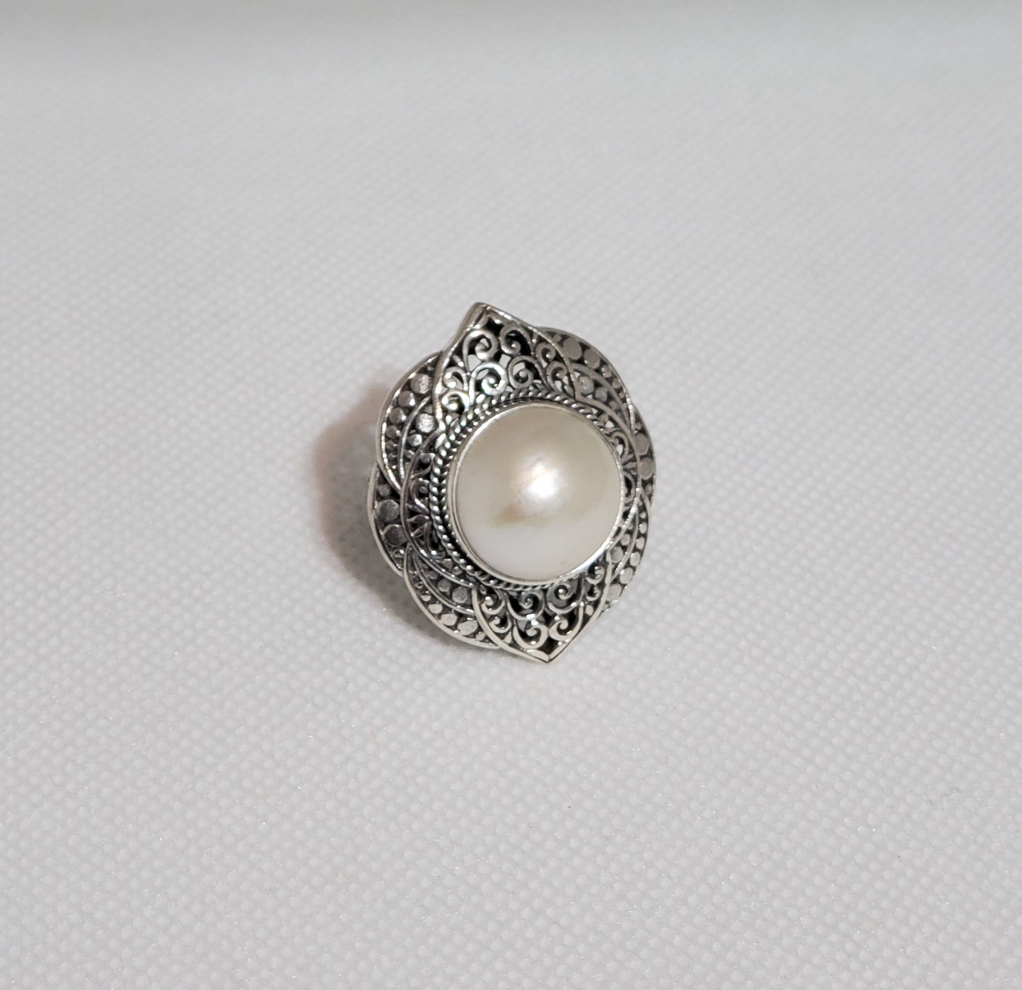 BALI LEGACY White or Blue Mabe Pearl Sterling Silver Ring