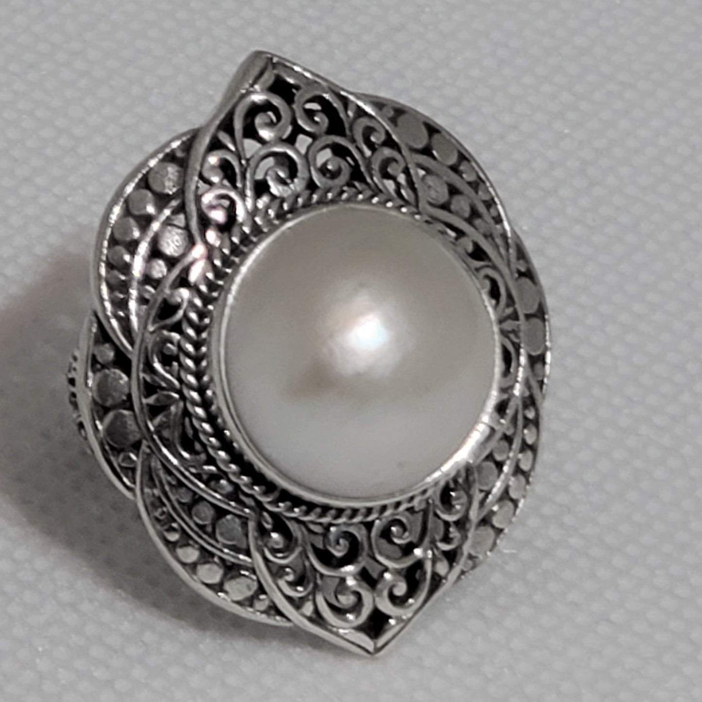 BALI LEGACY White or Blue Mabe Pearl Sterling Silver Ring