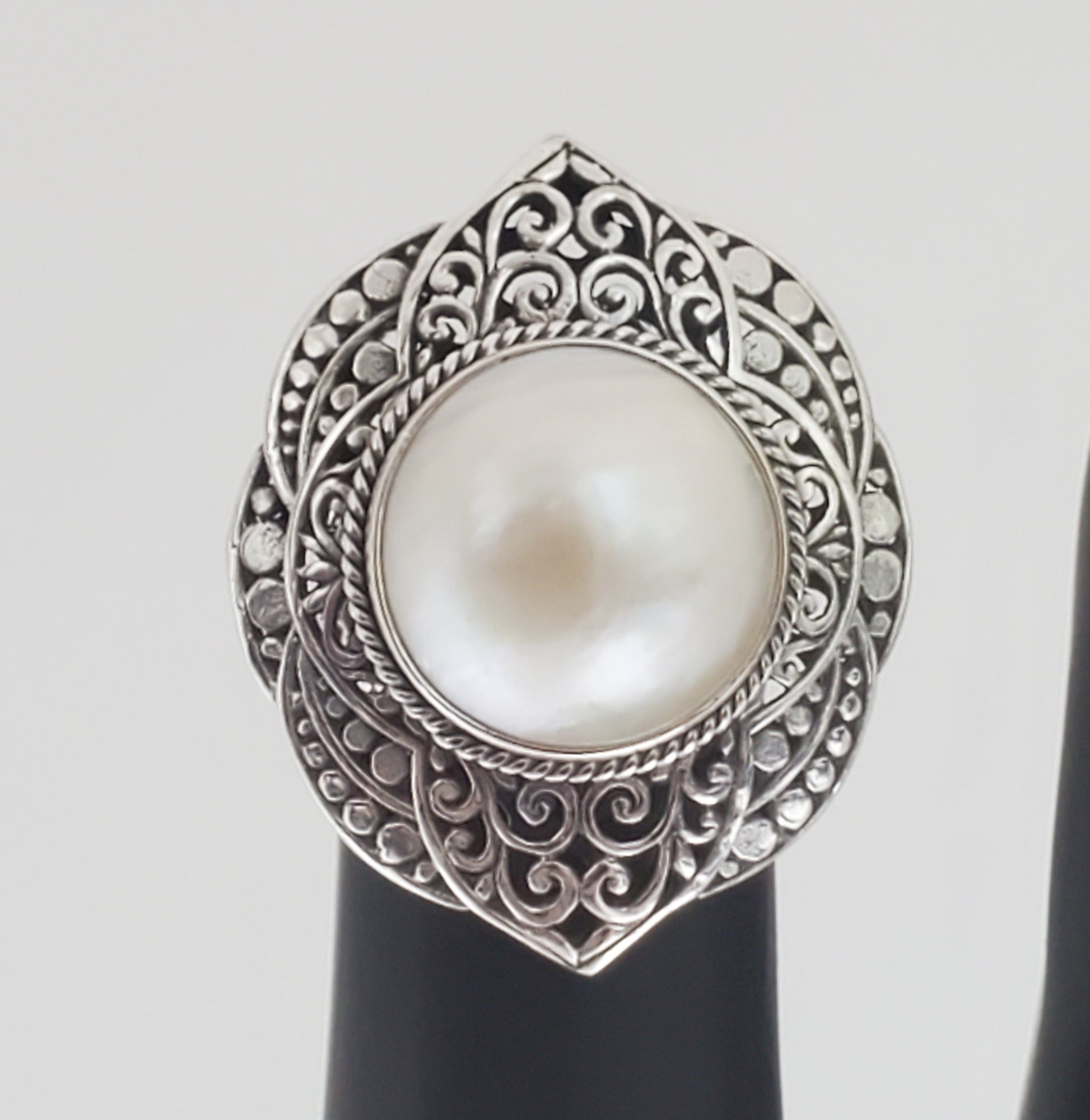 BALI LEGACY White or Blue Mabe Pearl Sterling Silver Ring