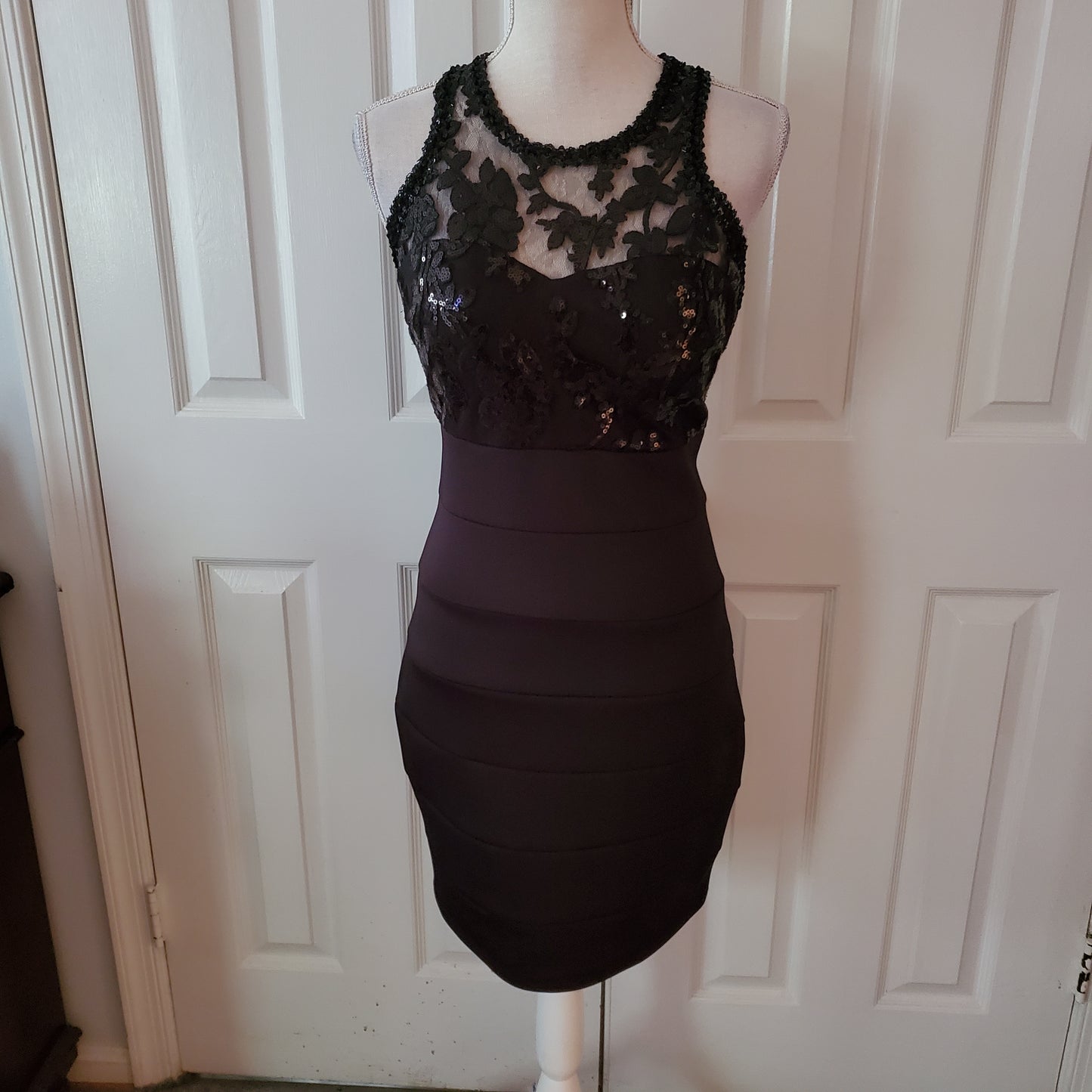Vintage Black Lace Bodycon Cocktail Dress