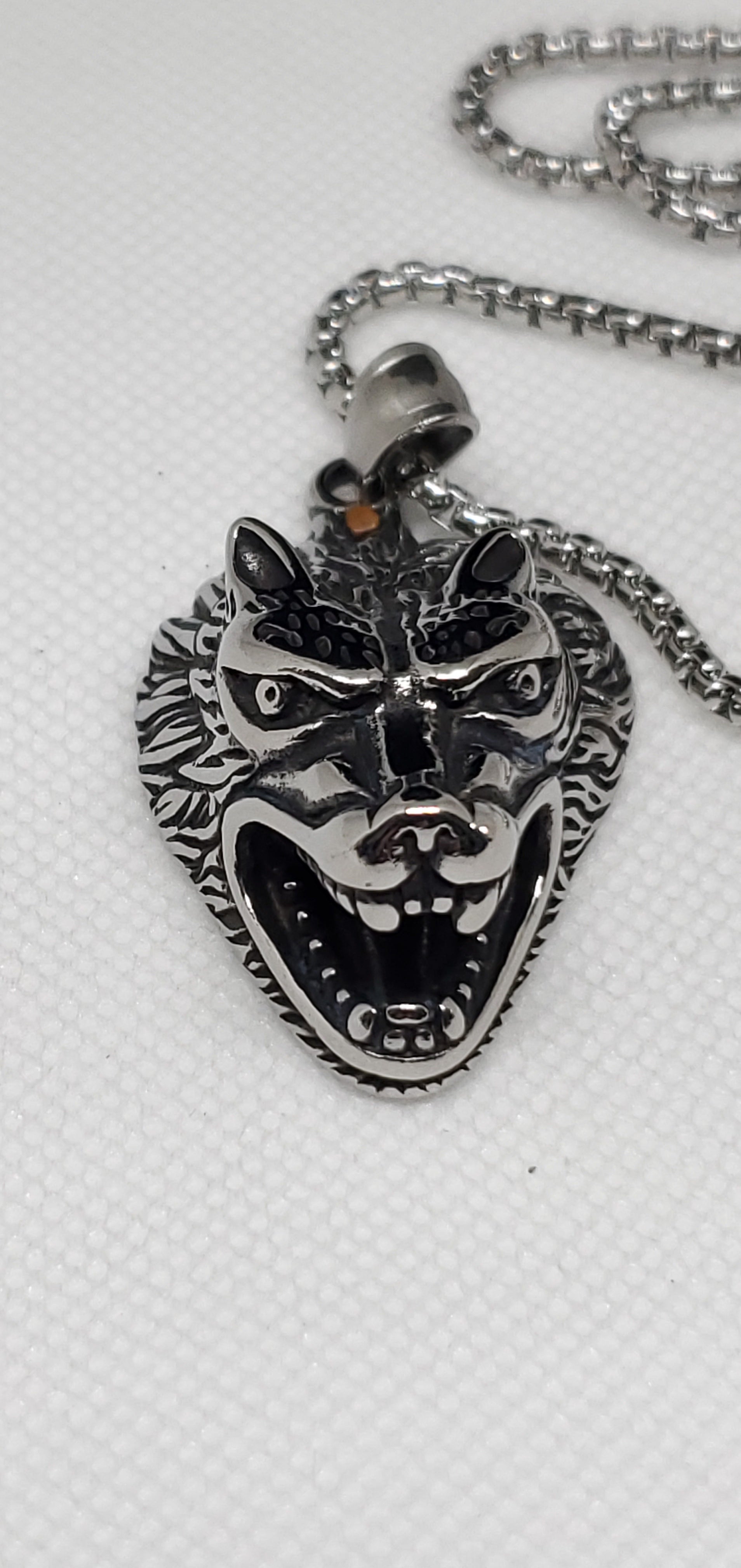 Wolf Earrings and Pendant Necklace 24 Inches
