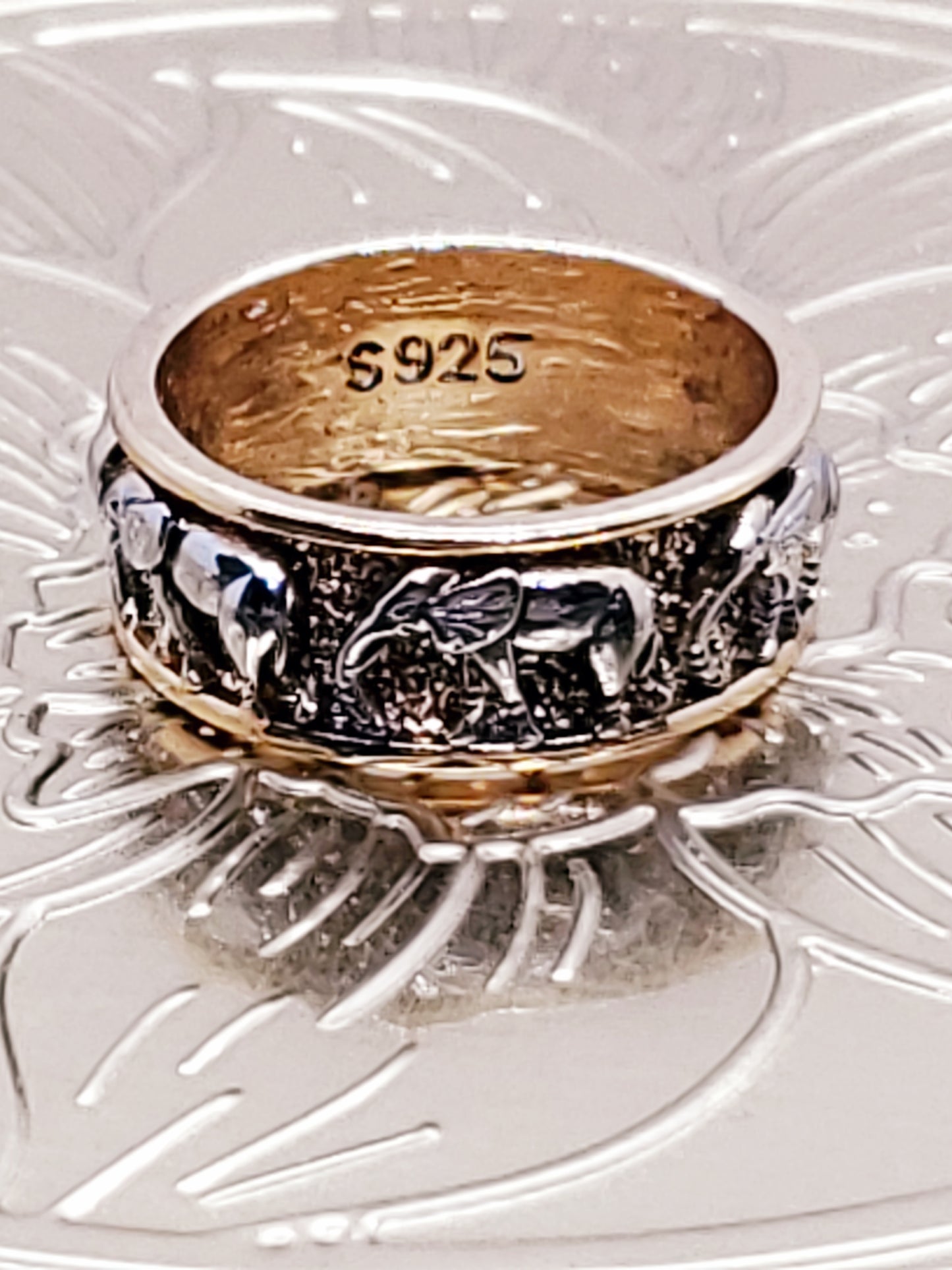 Two Tone Elephant Ring