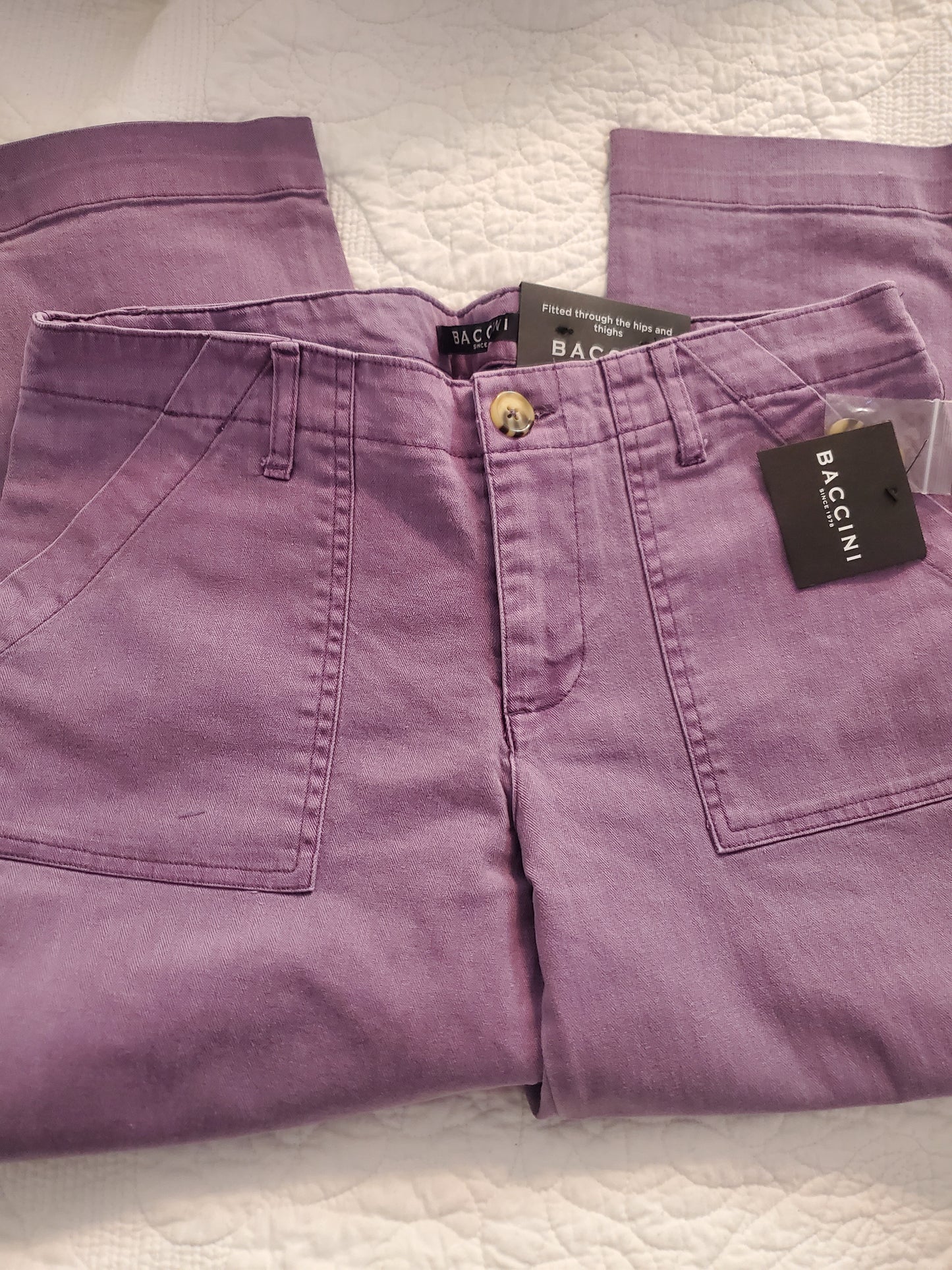 Baccini Light Purple Denim Capri (size 6)