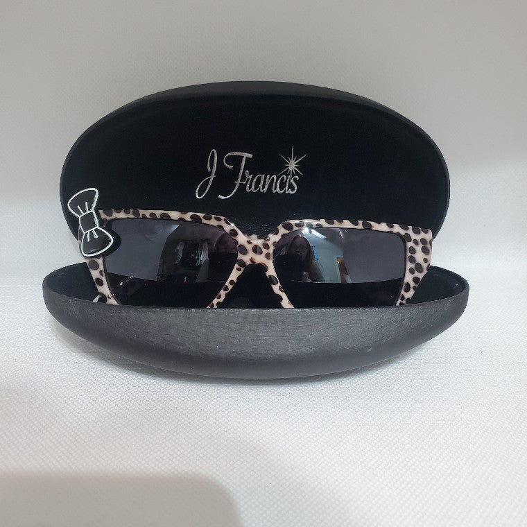 Leopard Print Sunglasses with a Bow!