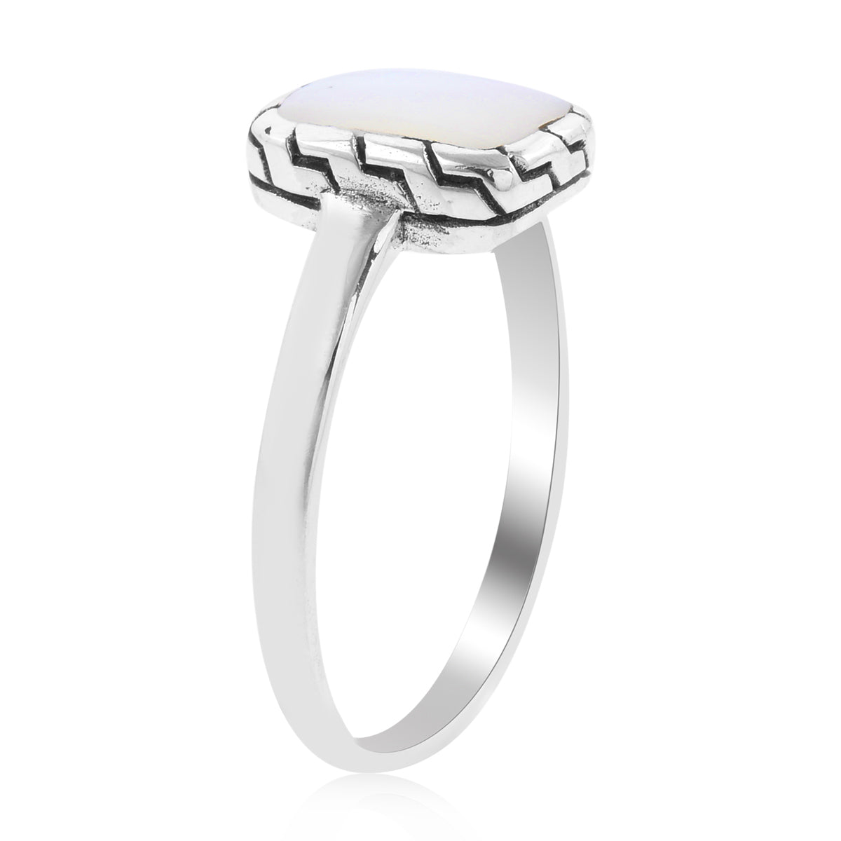 Beautiful Mother of Pearl Ring - Size 6