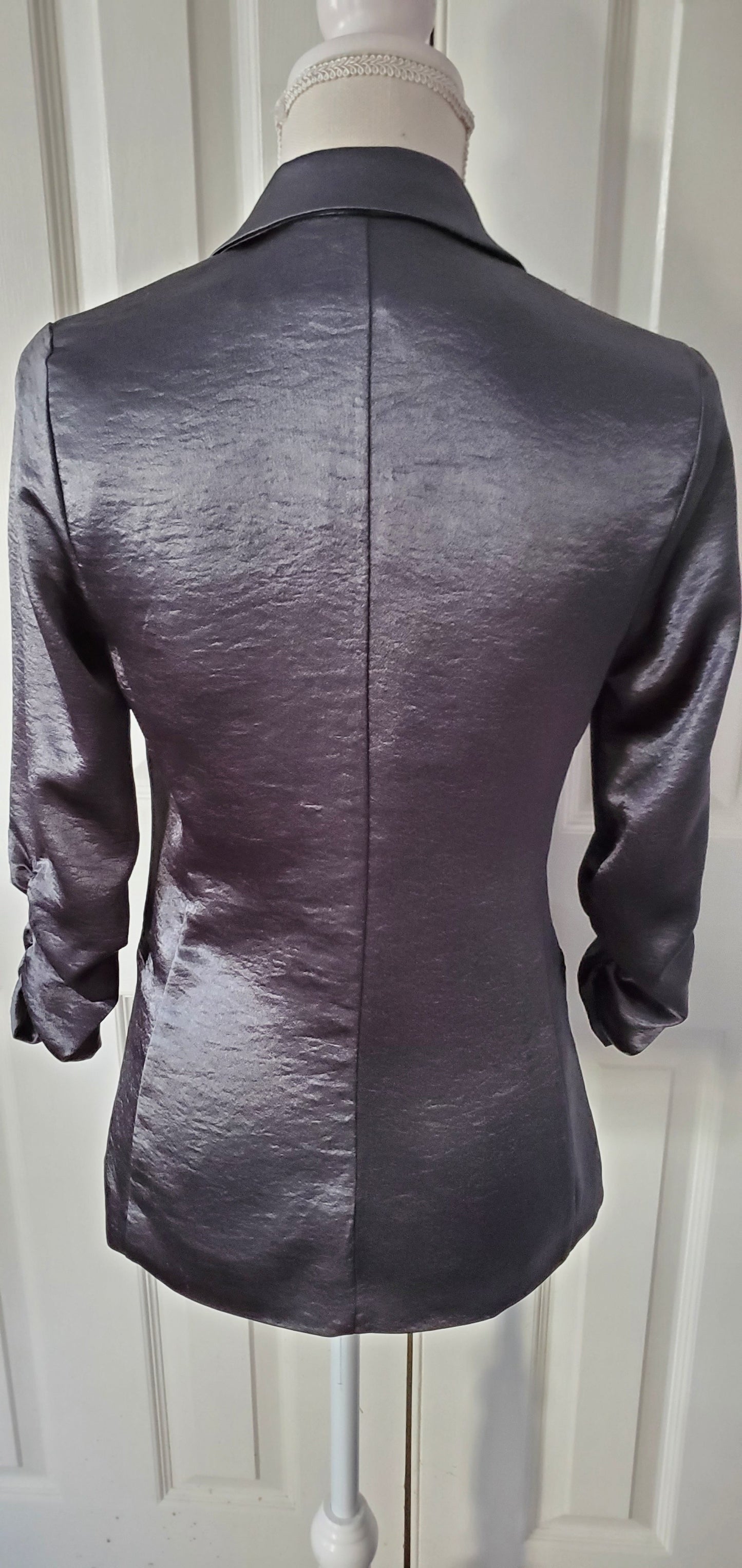 Satin 3/4 Sleeved Blazer