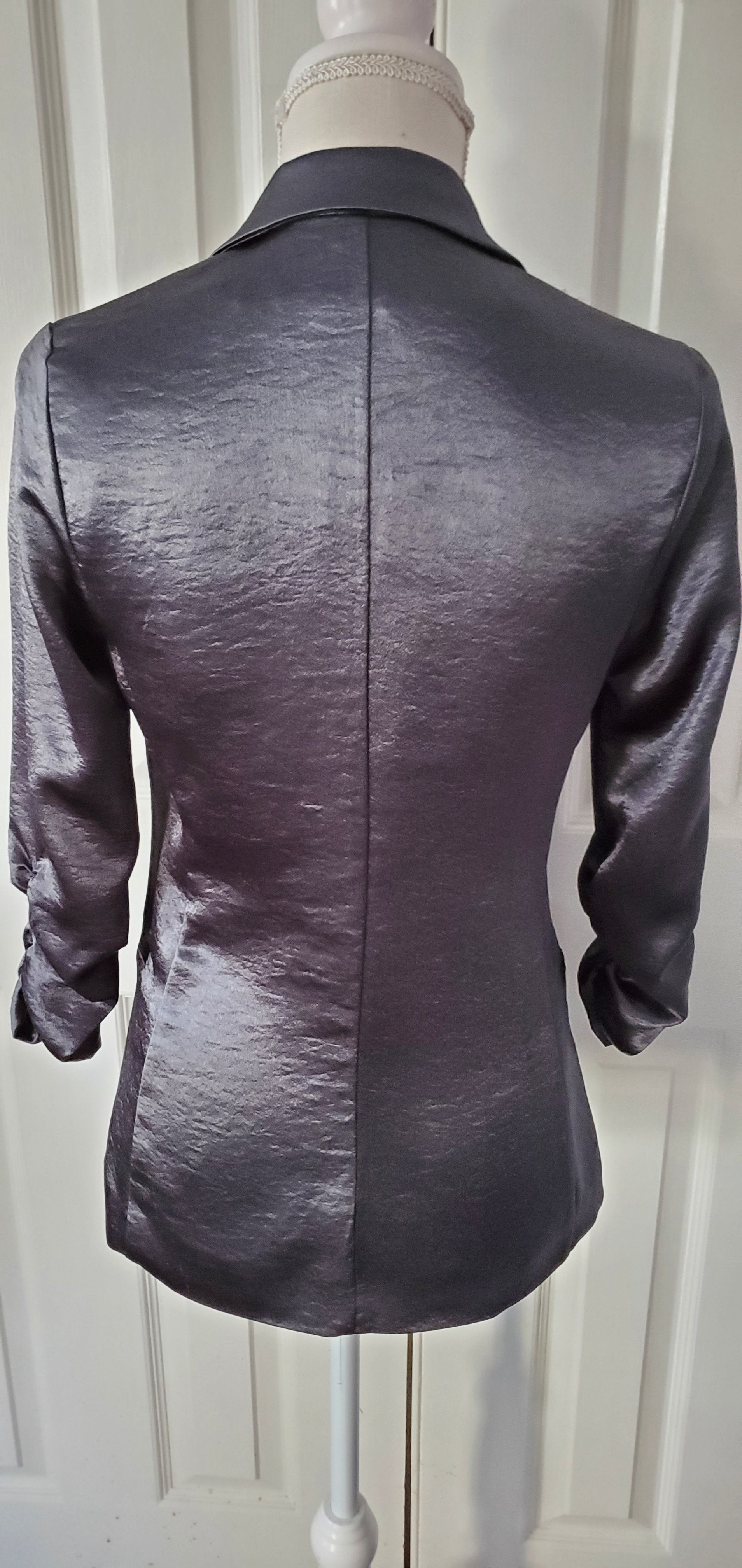 Satin 3/4 Sleeved Blazer