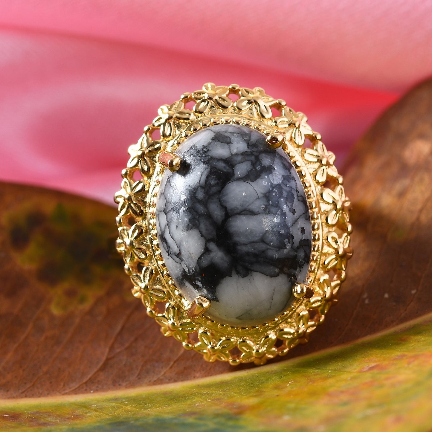 Austrian Pinolith Solitaire Ring Size 9