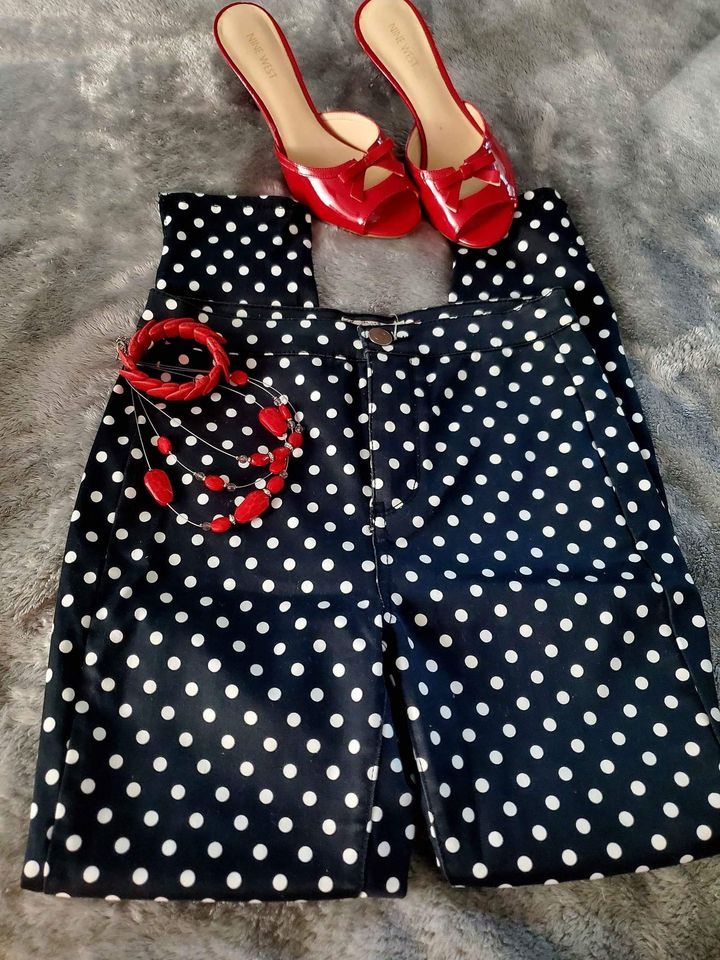 Black and White Polka Dot Stretch Skinny High Waist Jeans Size 7