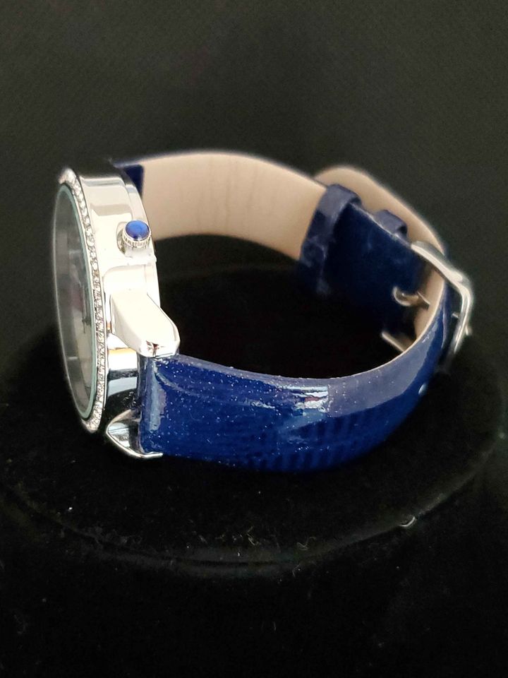 Cool Vibe Crystal Watch