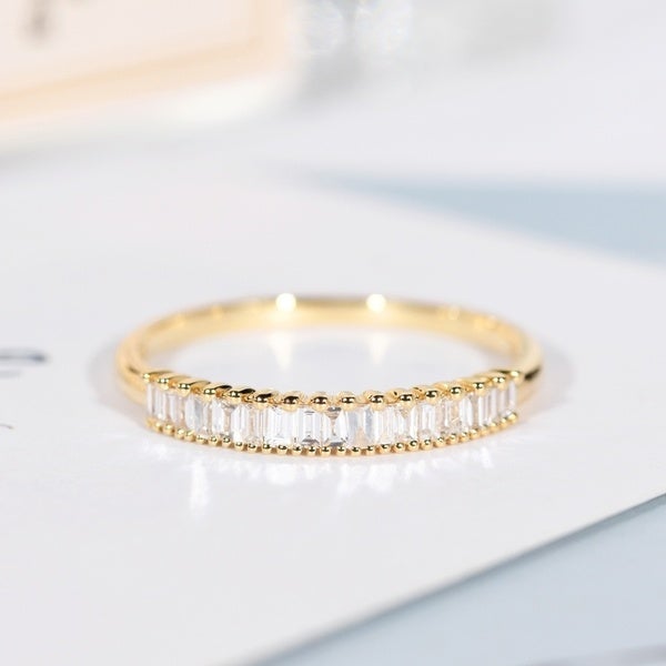 Dainty Baggett Ring