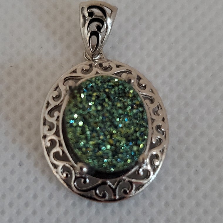 Iridescent Drusy Pendant Necklace