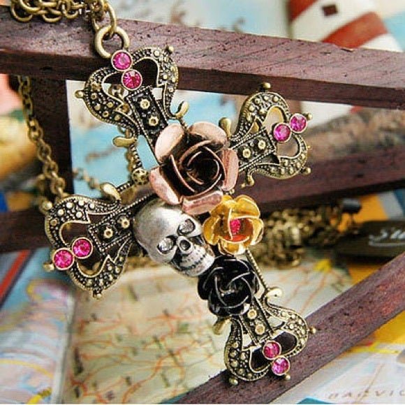 Retro Skull Flower and Cross Necklace