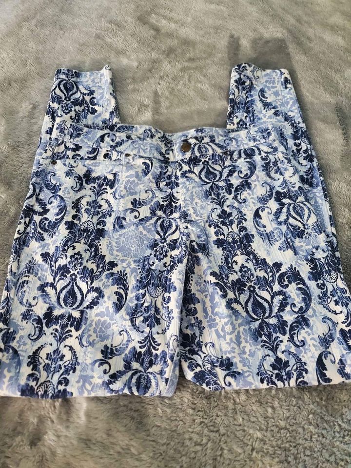 Retro Stretch Foral Print Skinny Jean Leggings