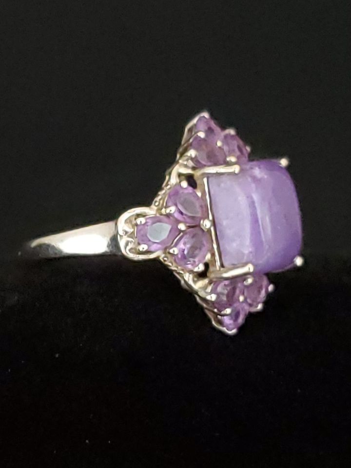 Siberian Charoite {4.00 Ct), Amethyst Ring in Platinum Size 7