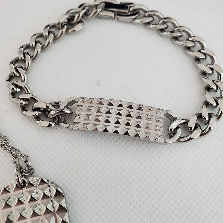 Men's Bracelet and Honey Comb  and Textured Dog Tag Pendant Necklace