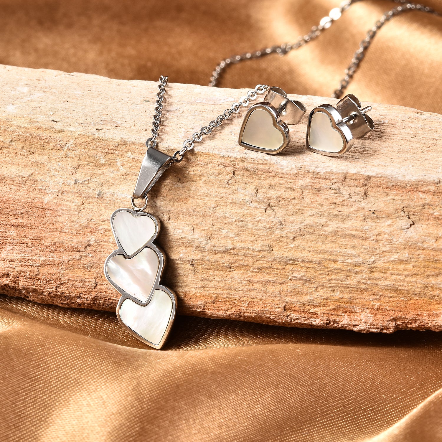 Iridescent White Mother of Pearl Necklace and Earrings