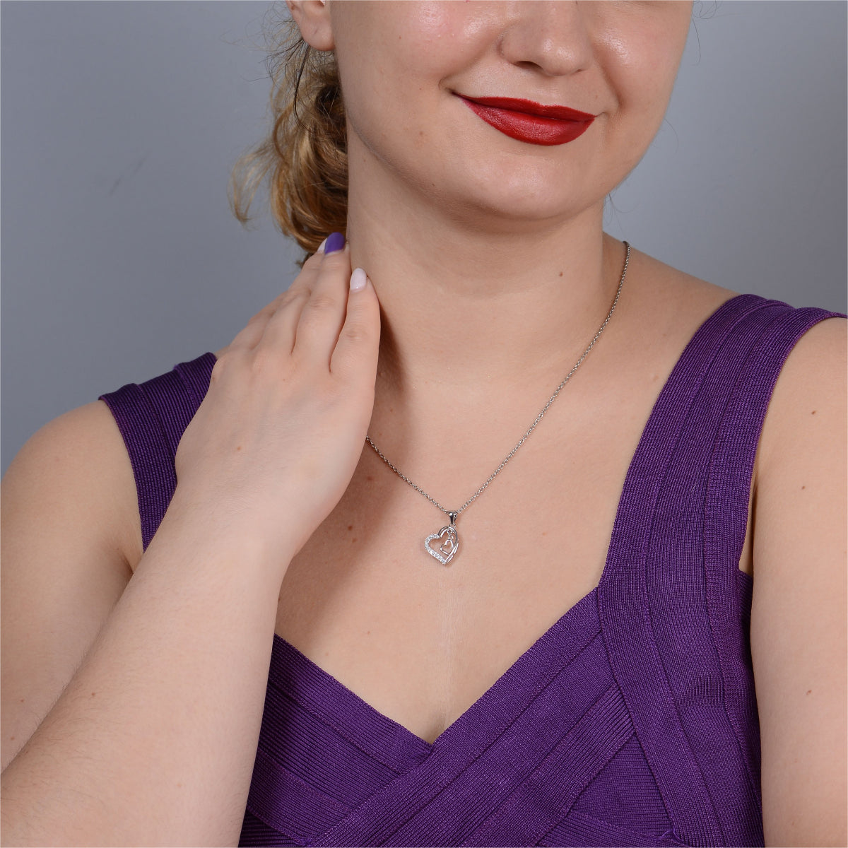 Happy Mother's Day Gift Box with Stylish Diamond Heart Pendant Necklace