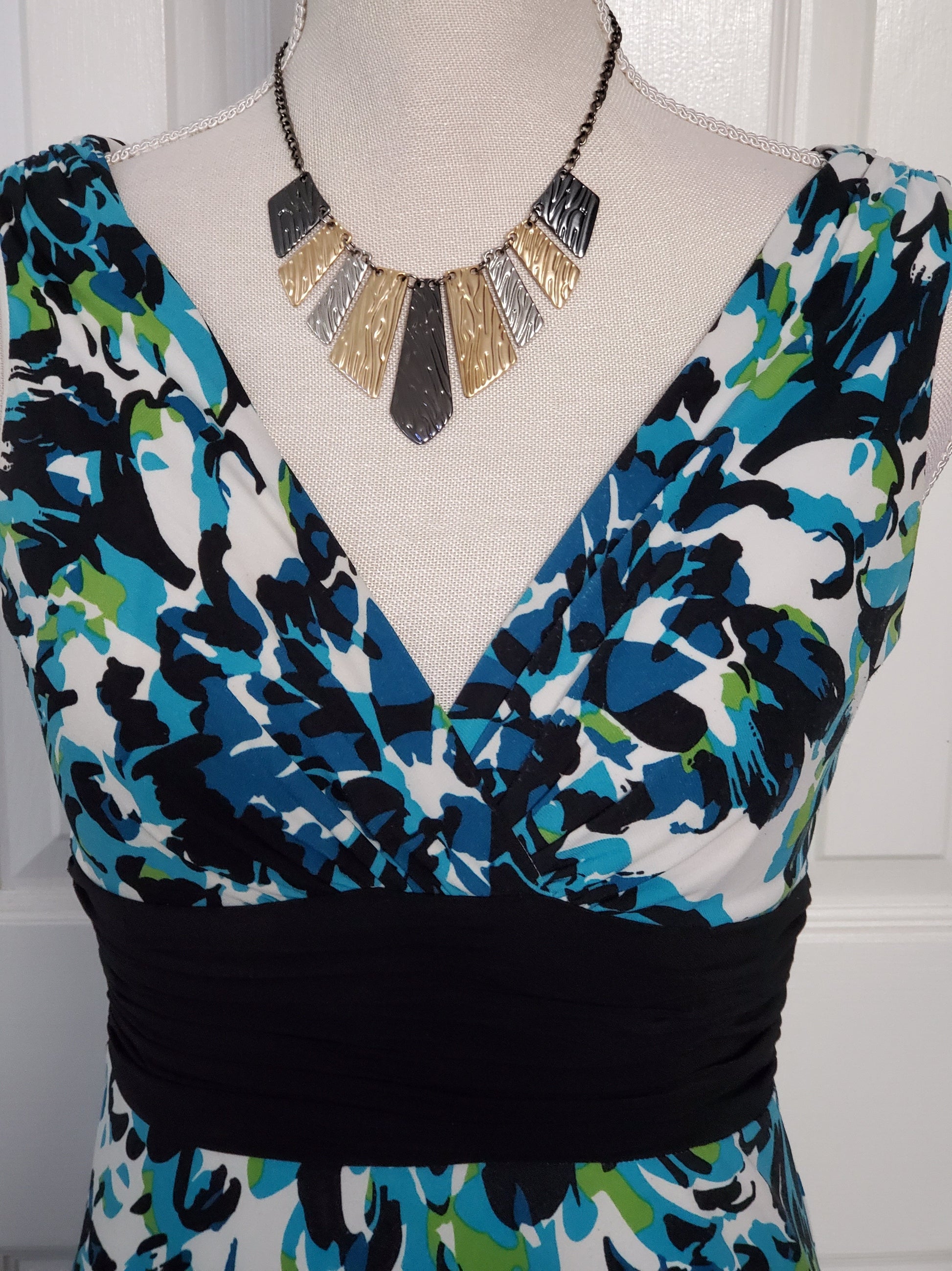 JNY Fit and Flare Dress Size 2