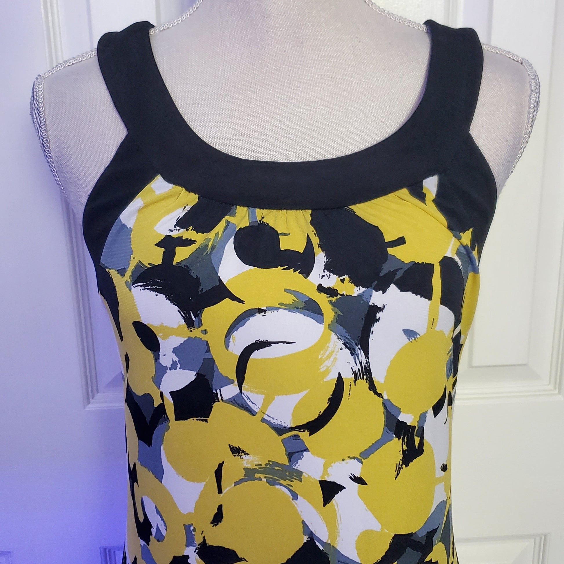Halter Style Shift Dress Size Small