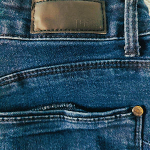 Thorn Dark Wash 5 Pocket Skinny Jeans Size 4