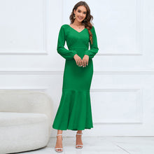 Load image into Gallery viewer, Women&#39;s Fashion Temperament V-neck Long Sleeve Dress
