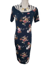 Load image into Gallery viewer, Women&#39;s Soft Knit Floral Print Pencil Dress Size Large New
