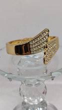 Load and play video in Gallery viewer, Angel&#39;s Wings Cuff Bracelet Gold, Silver, Rose Gold
