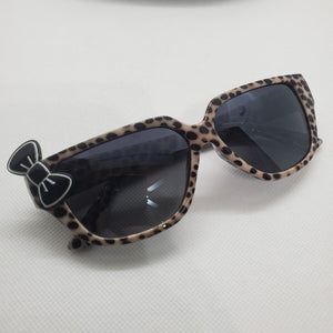 Leopard Print Sunglasses with a Bow!