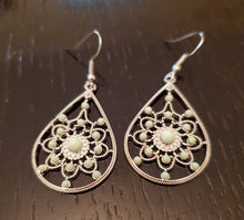 Load image into Gallery viewer, Artisan Crafted Mint Green Drop Earrings
