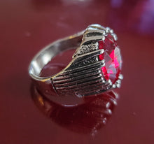 Load image into Gallery viewer, Red Stone Unisex Ring Size 8
