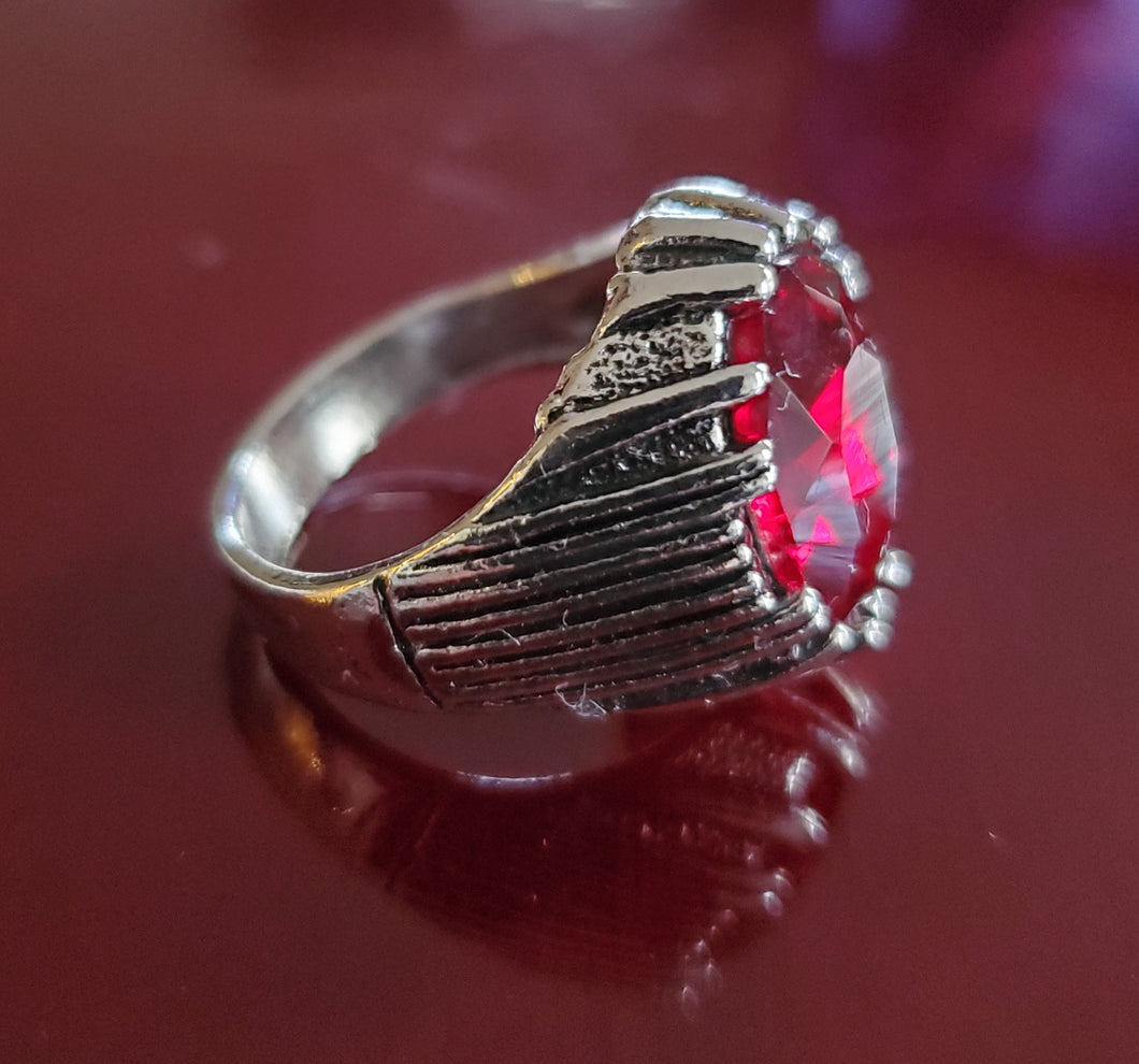 Red Stone Unisex Ring Size 8