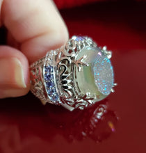 Load image into Gallery viewer, Gorgeous Drusy Ring in Sterling Silver
