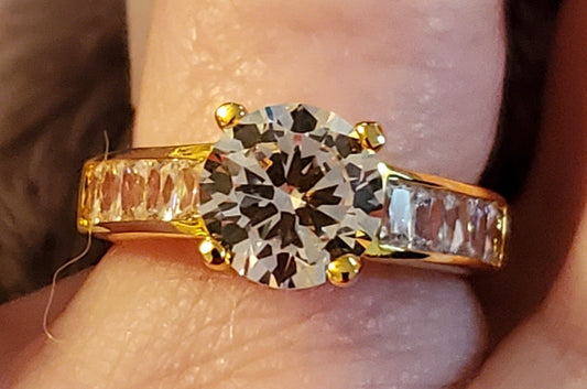 Classic Round & Baguette CZ Ring Size 6