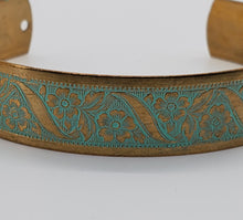Load image into Gallery viewer, Handmade Engraved Bracelet
