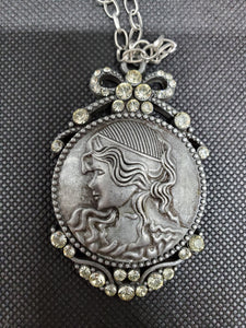 Vintage Style Cameo Pendant Necklace