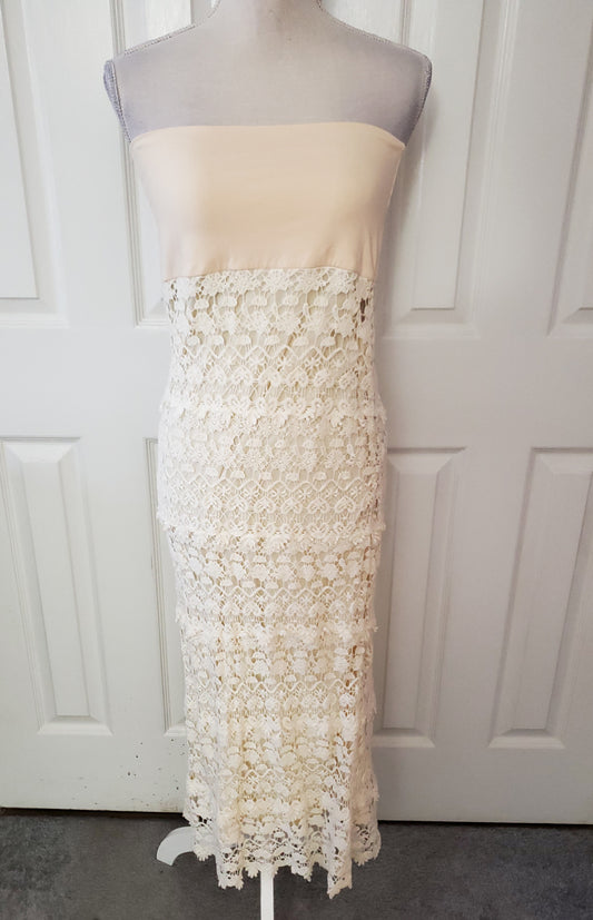 Convertible Lace Dress/ Skirt Size Medium