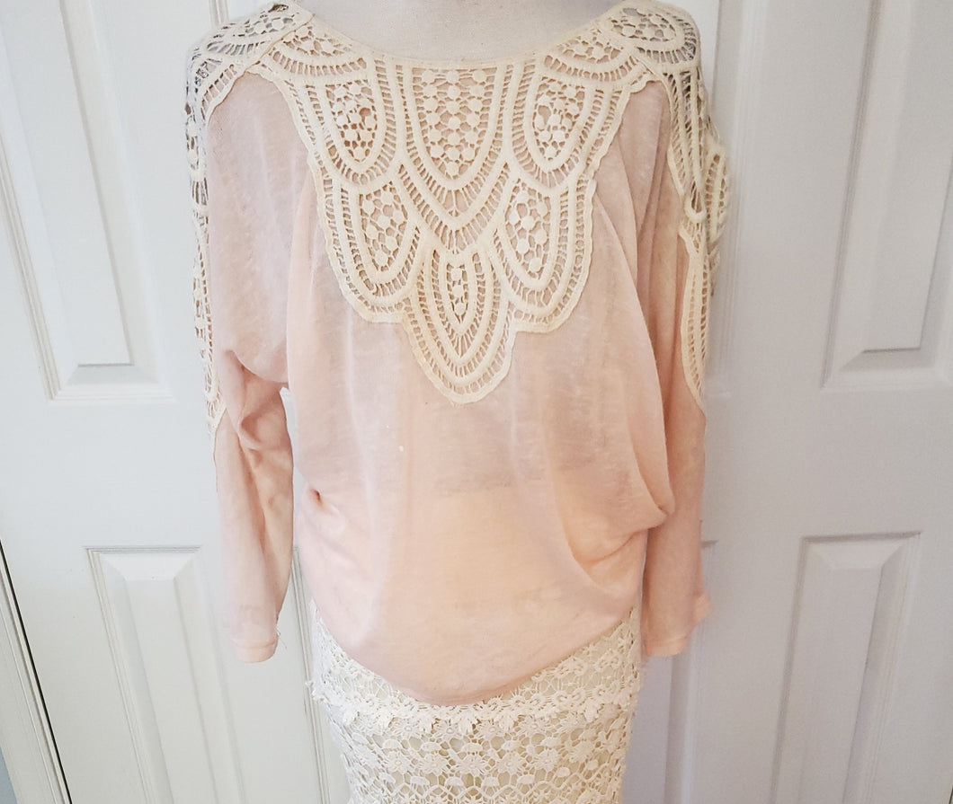 Pretty Pink Lace Top 3/4 Sleeves