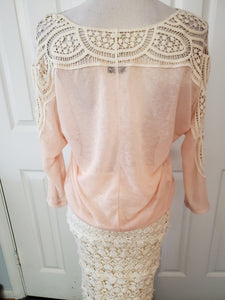 Pretty Pink Lace Top 3/4 Sleeves