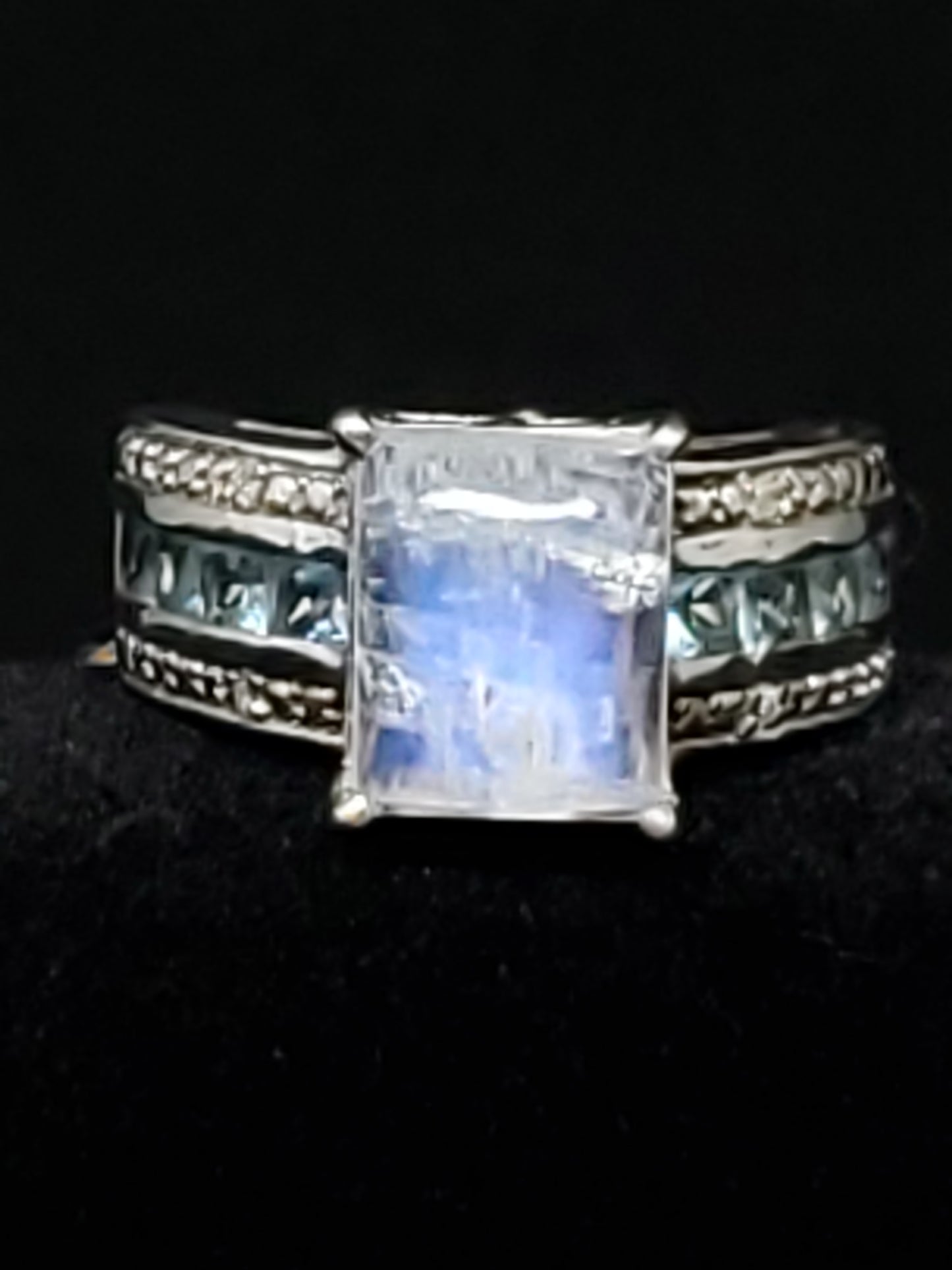 Quartz Ring with Electric Blue Topaz Size 6