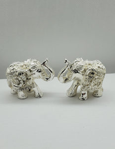 × Set of 2 Handcrafted Silver Elephant Table Décor